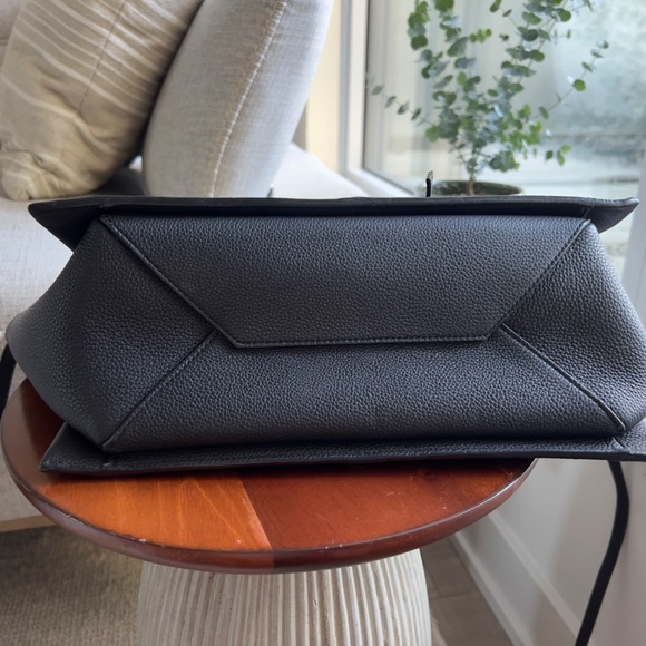 CELINE Tri-Fold Shoulder Bag - Picture 7 of 12